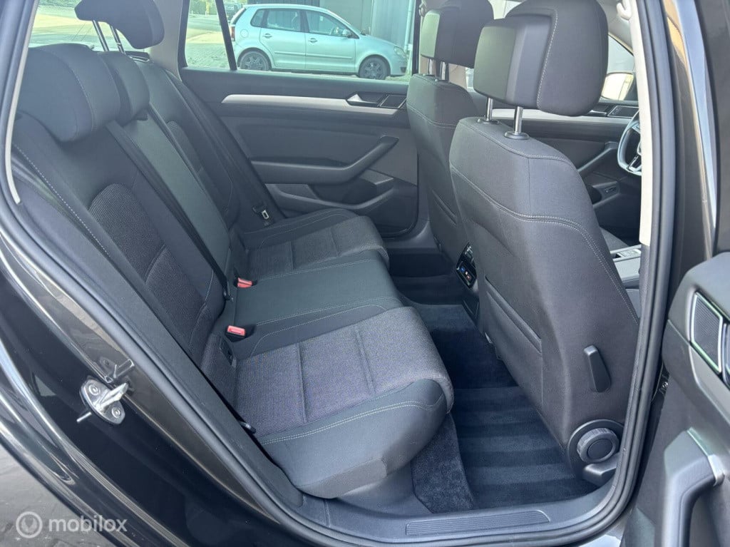 Volkswagen Passat variant 1.5 tsi comfortline business 1e eigenaar