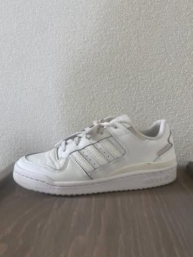 Adidas 38,5 sneakers  ( in goede nette staat)