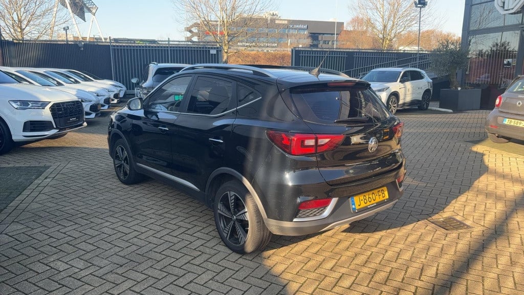 MG Zs-ev mg luxury 45 kwh