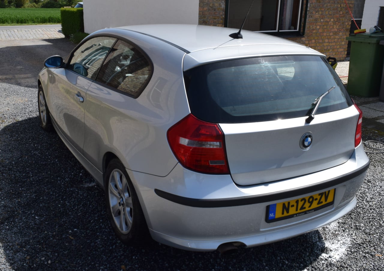 BMW 118i uit 2008 in zeer mooie staat.