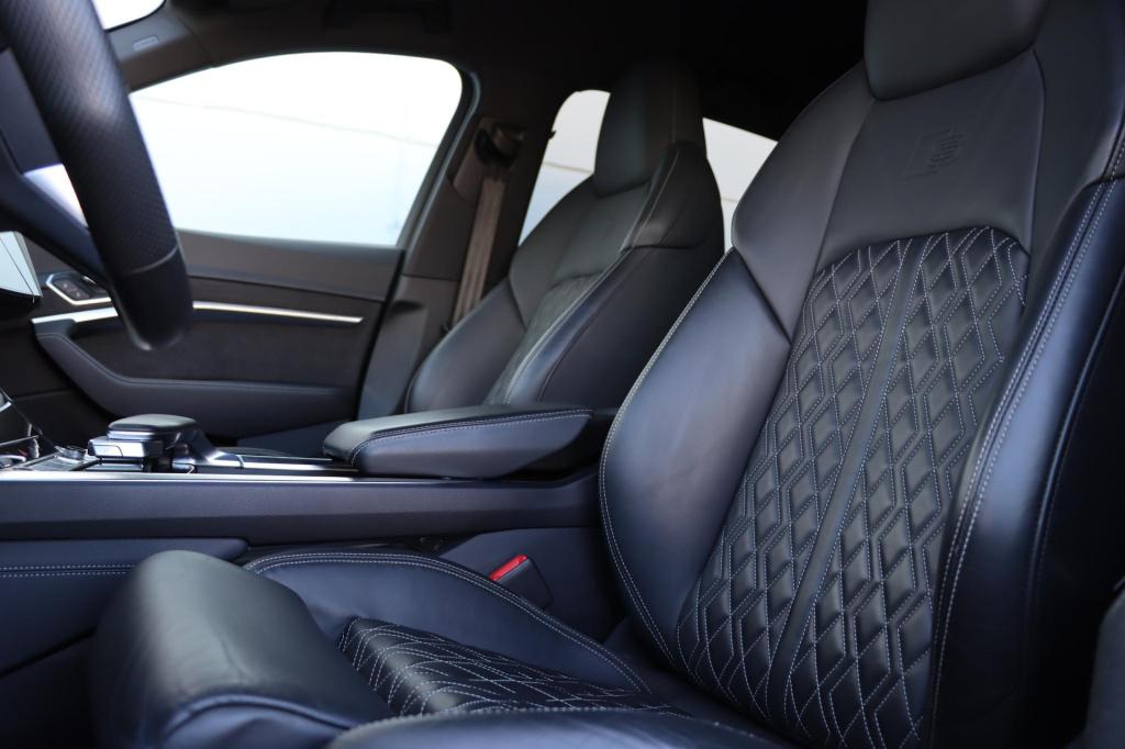 Audi E-tron 55 quattro s edition 95 kwh 408pk