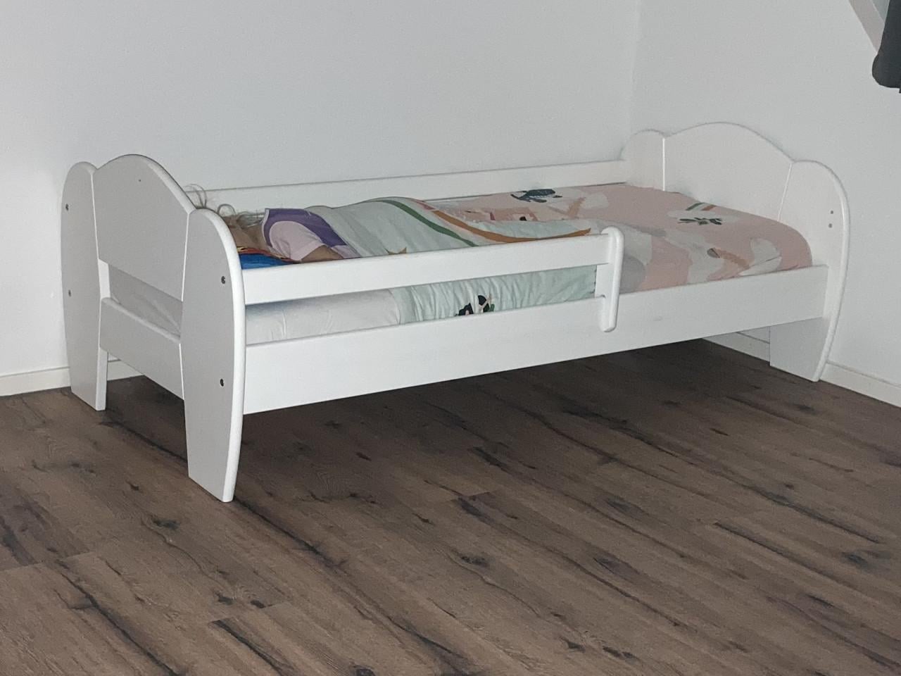 Junior peuterbed massief hout tulp wit 70x150