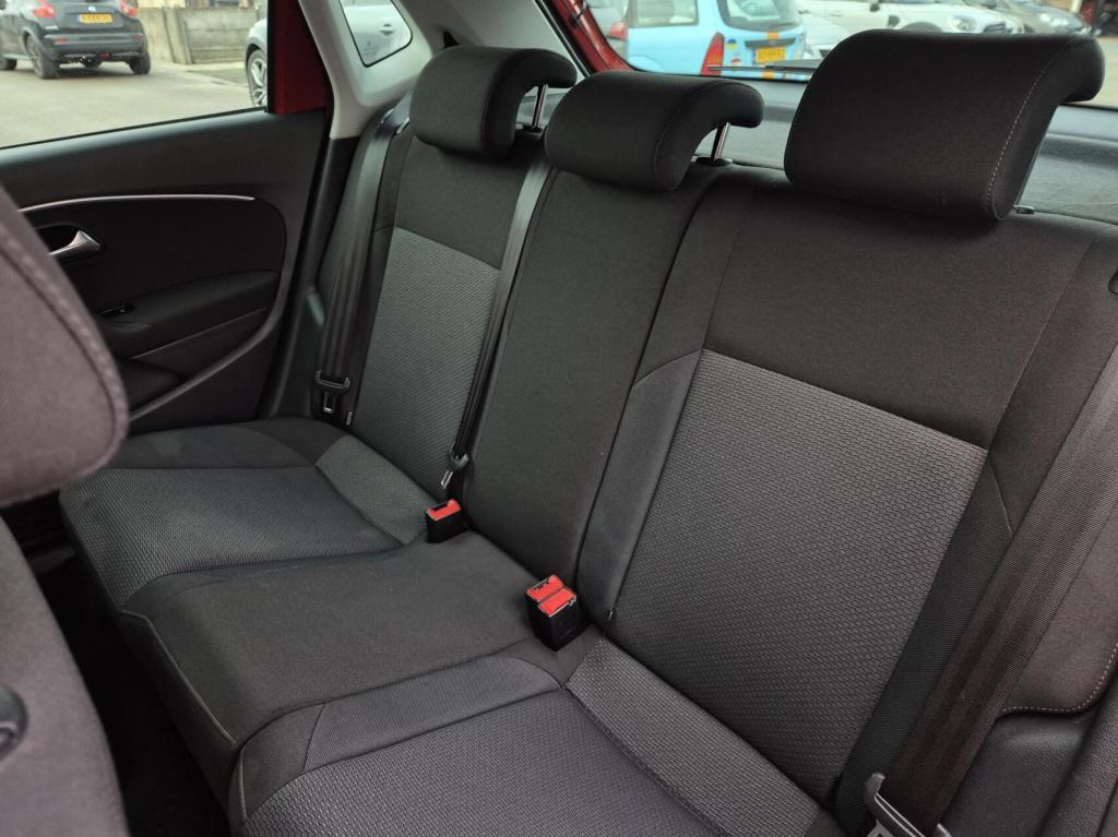 Volkswagen Polo 1.2 tsi comfortline / 5-deurs / airco / cruisecontrol / par