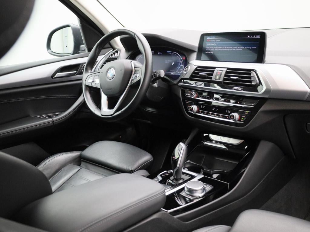 BMW X3 xdrive30e | automaat | climate control | virtual cockpit | apple car