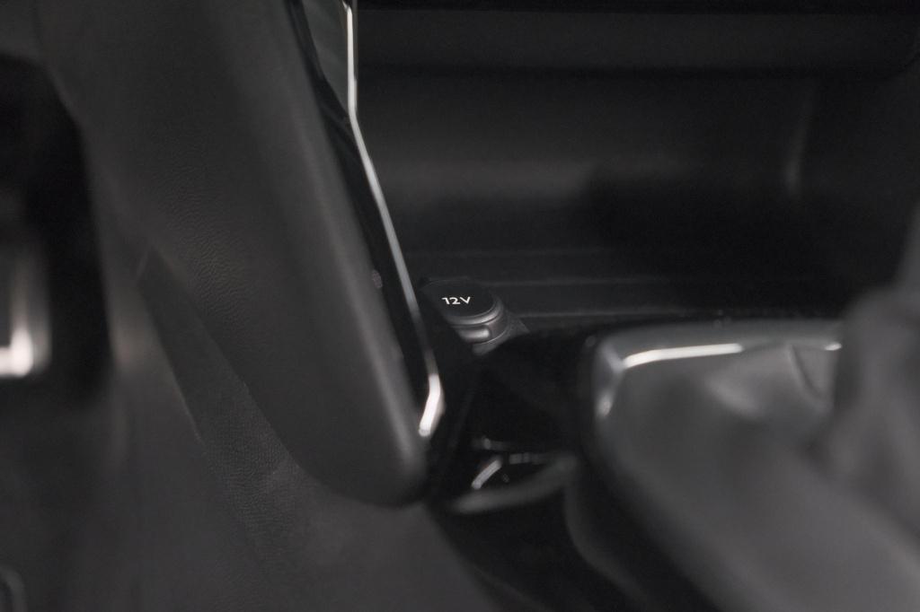 Peugeot 2008 puretech 130 gt-line | camera | adaptieve cruise control | all