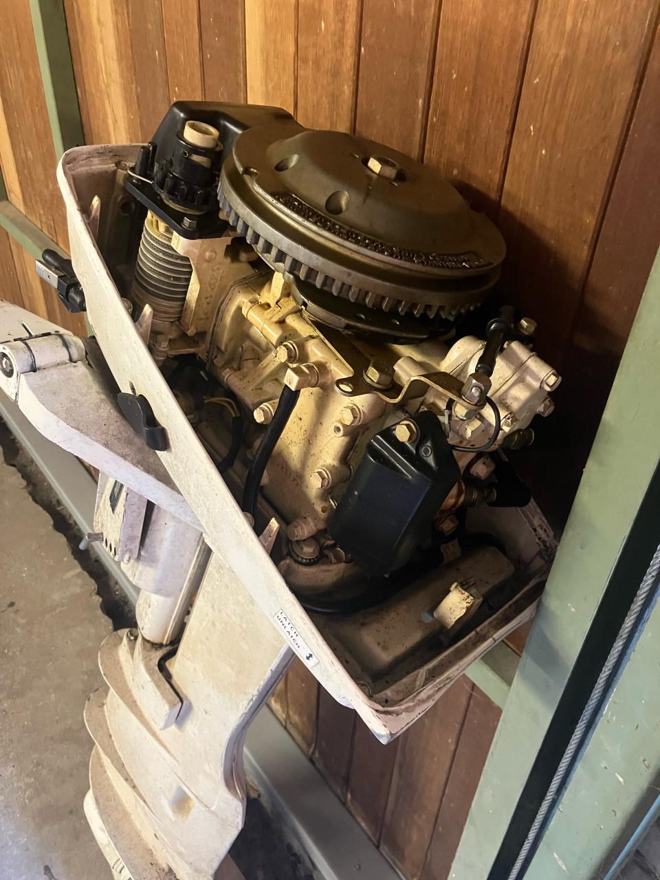 Johnson 7,5 pk 2 tact buitenboordmotor