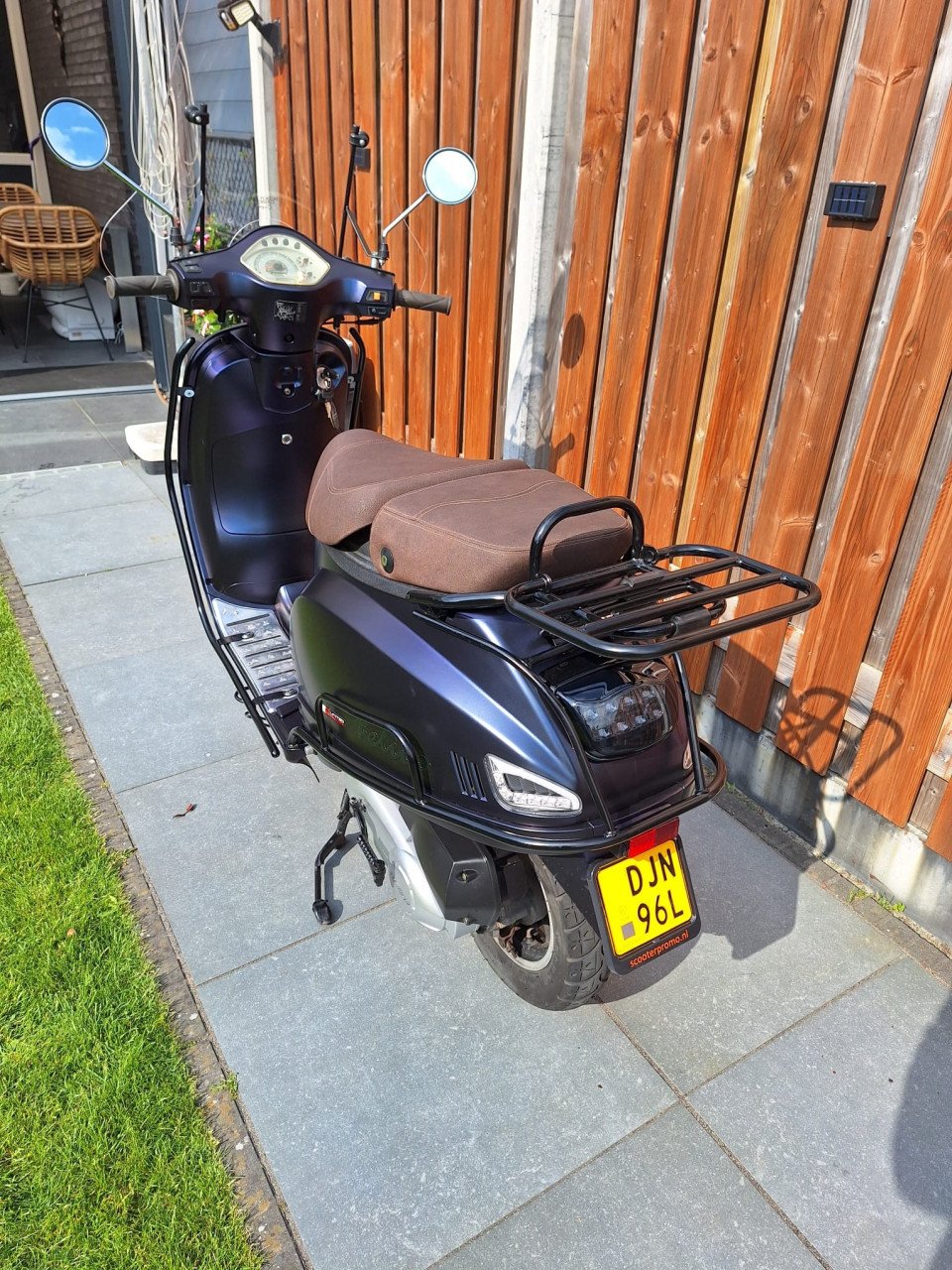 Turbho scooter- goed onderhouden!