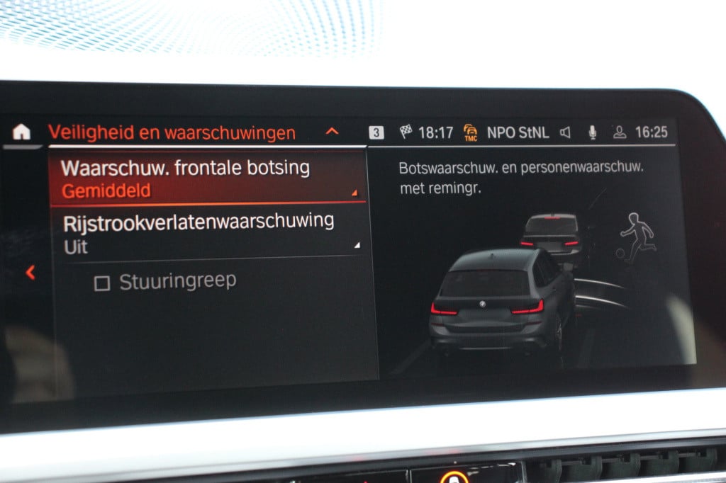 BMW 3-serie touring 330i high executive edition | m-sport | pano. | leder |