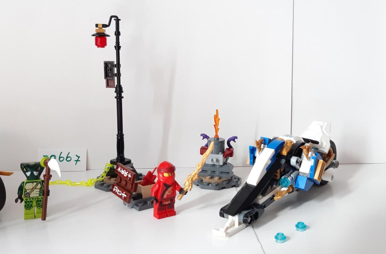 Lego Ninjago 70667:  Zwaardmotor van Kai & Sneeuwscooter van Zane