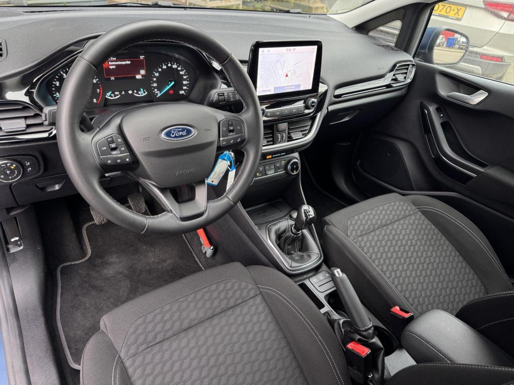 Ford Fiesta 1.0 ecoboost hybrid titanium multimedia pack, nl-auto!