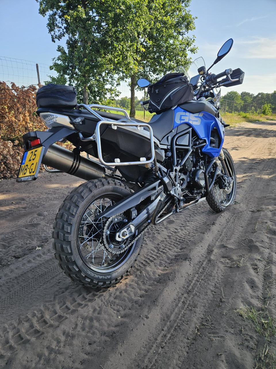 BMW F800 GS Trophy 2012 Akrapovic met koffers