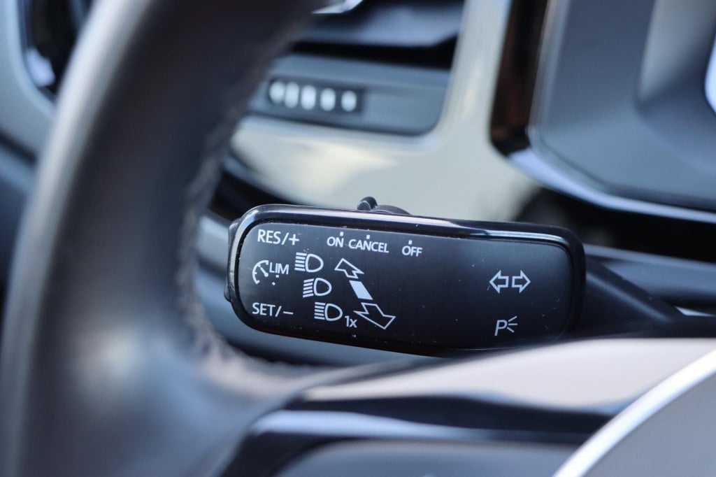 Volkswagen Polo 1.0 tsi comfortline business