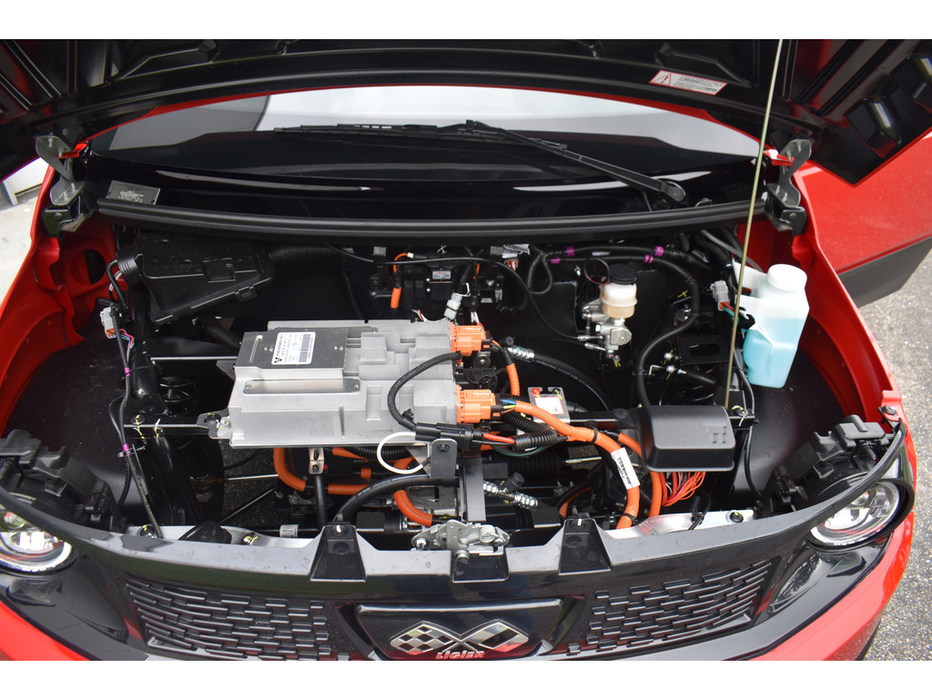 Ligier Myli brommobie l r.ebel x design 12 kwh achteruitrijcamera