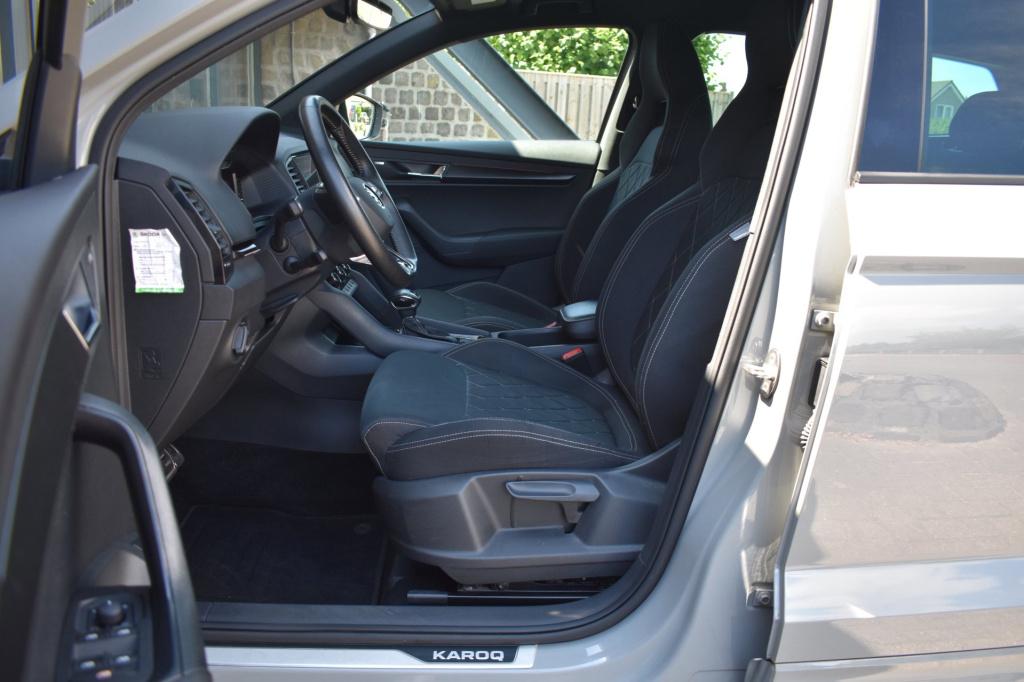 Skoda Karoq 1.5 tsi act sportline | trekhaak | steel grey | adaptieve cruis