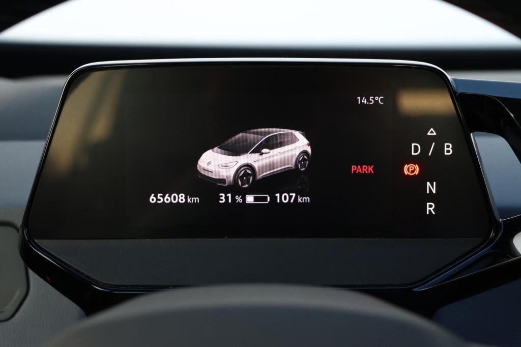 Volkswagen Id.3 first 58 kwh
