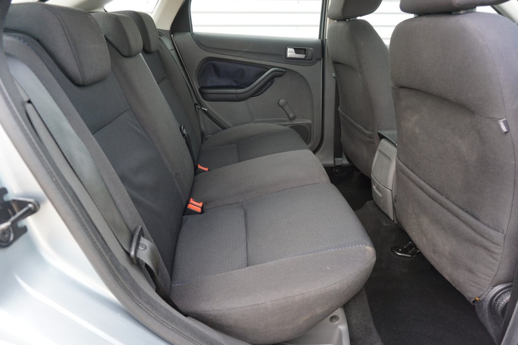 Ford Focus 1.6-16v first edition airco / elektr. ramen / lm velgen / trekha