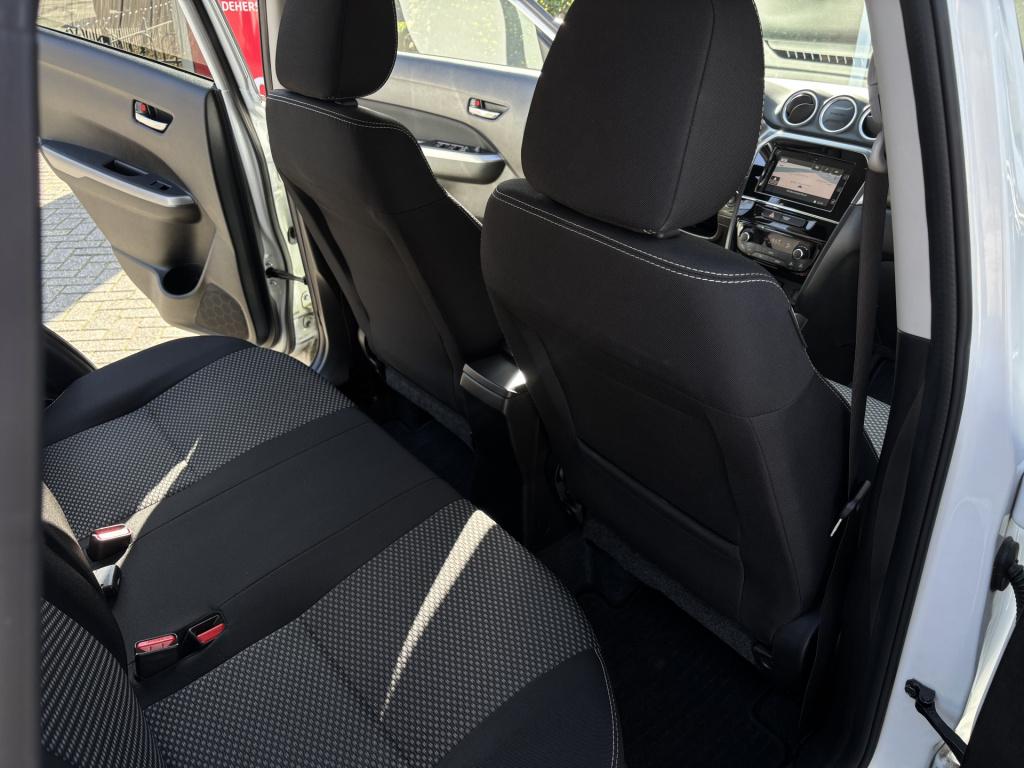 Suzuki Vitara automaat 1.4 boosterjet select smart hybrid/trekhaak
