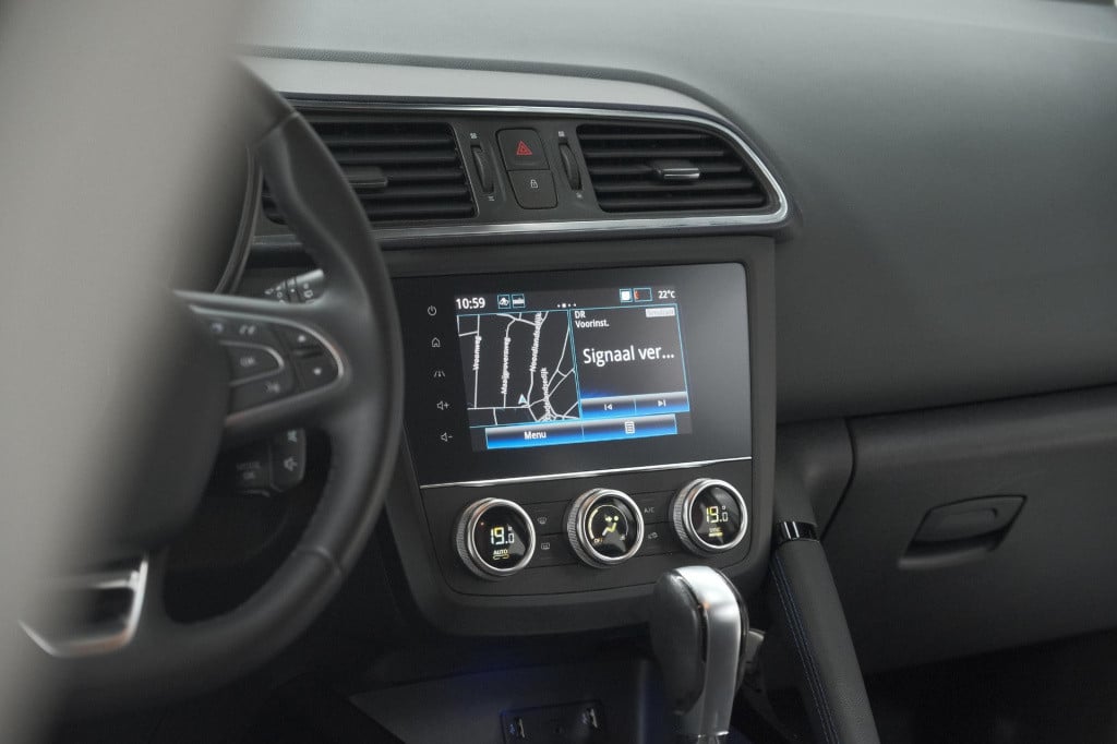 Renault Kadjar tce 140 business | camera | apple carplay | navigatie | park