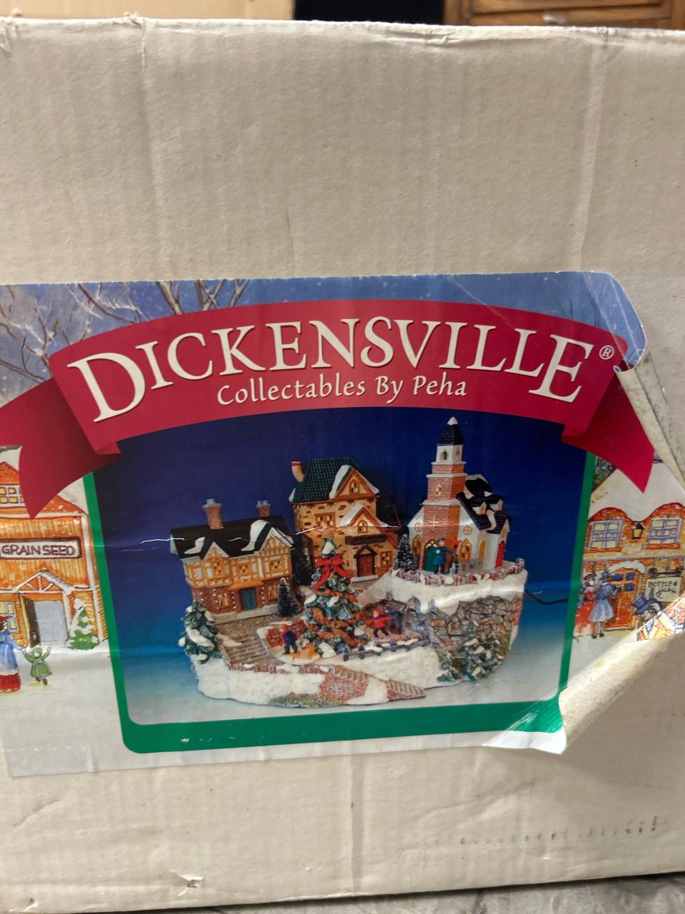 Vintage dickensville porcelein kersthuisjes