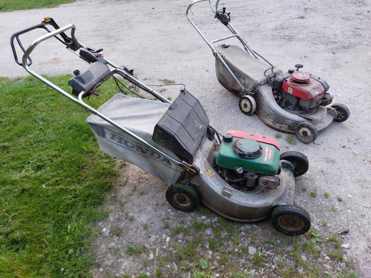 2x Honda grasmaaier voor onderdelen
