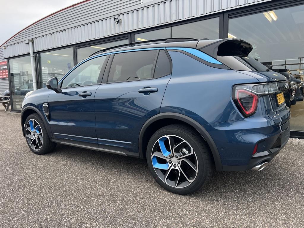 Lynk & Co 01 1.5 261pk phev 7dcth plug in hybrid , pano dak , 360gr camera 