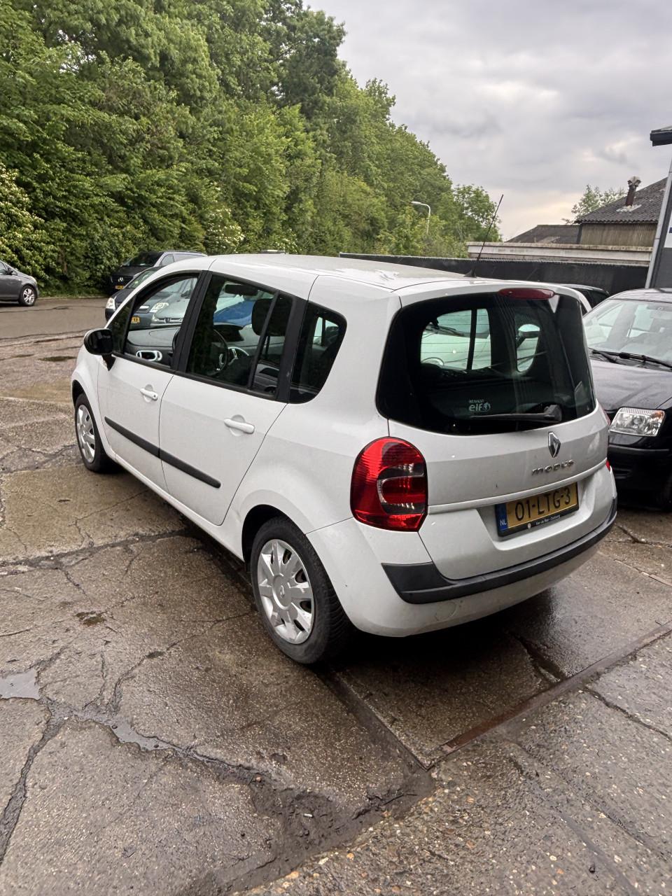 Renault modus jaar apk
