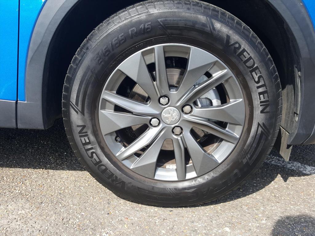 Peugeot 2008 1.2 puretech 100pk active | navigatie | bt | camera achter | p