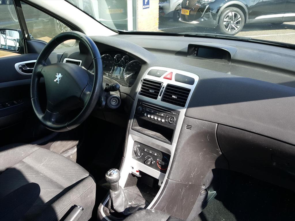 Peugeot 307 1.6 16v 5-deurs xs | airco | cruise control | trekhaak | radio/