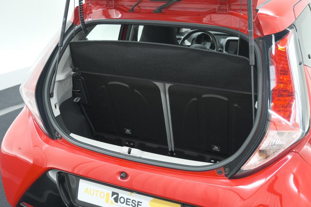 Toyota Aygo 1.0 vvt-i x-play | camera | airconditioning | allseasonbanden