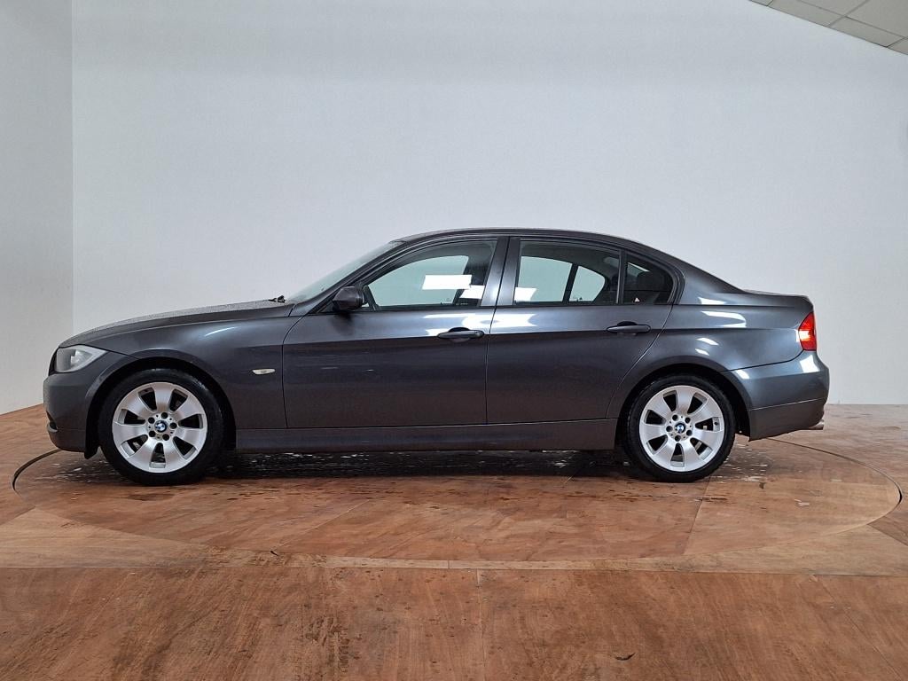 BMW 3-serie 320i dynamic exec.