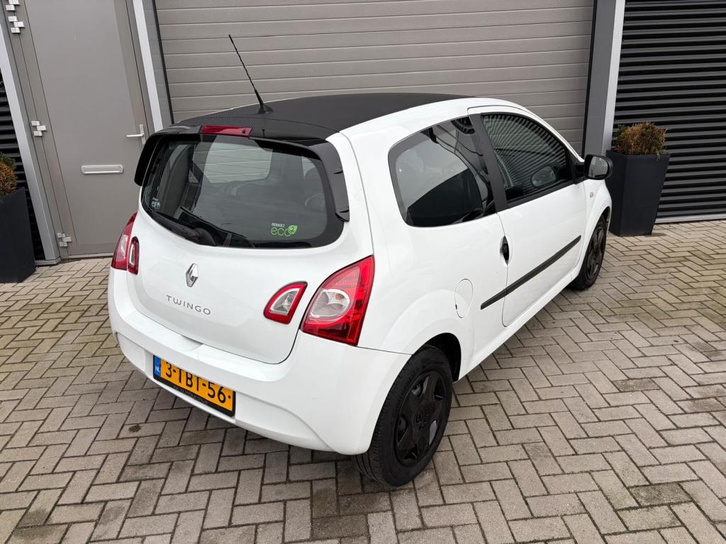 Renault Twingo 1.2 16v parisienne/150.000 nap/airco/zwart dak/