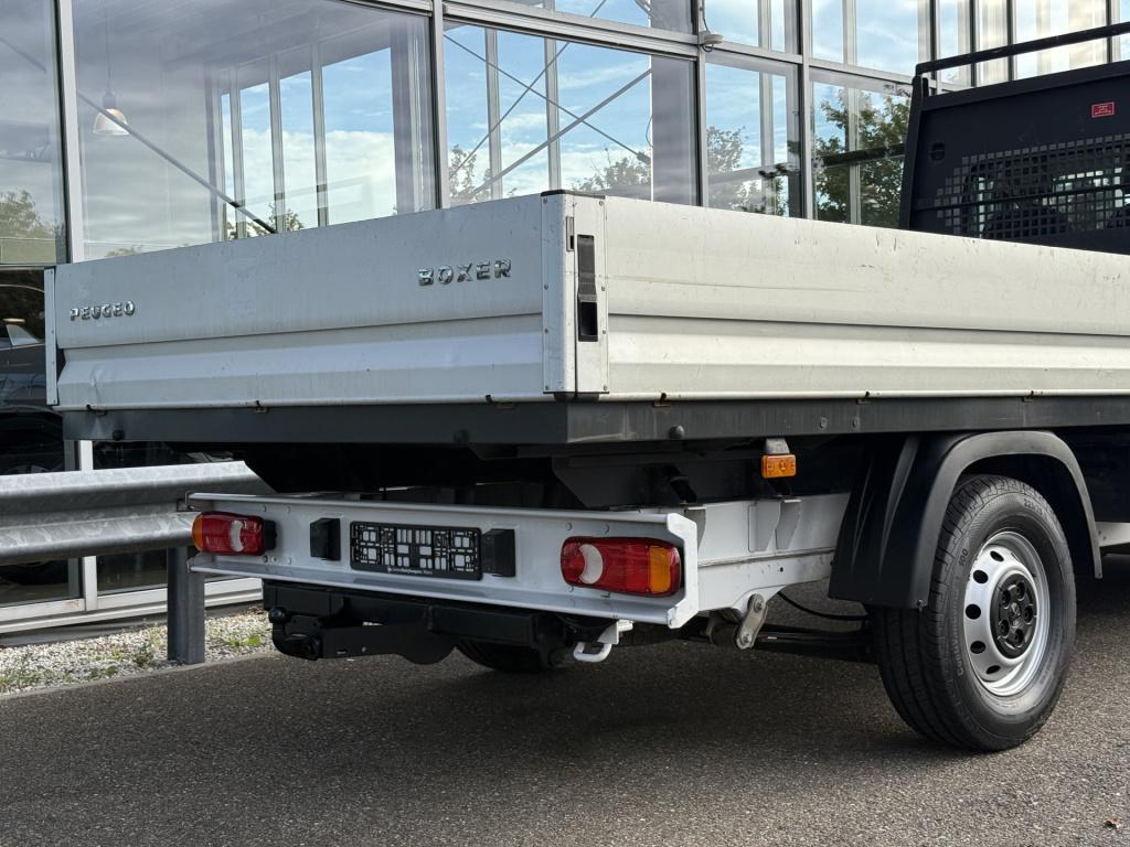 Peugeot Boxer 335 2.2 bluehdi 165 l4 pick-up | open laadbak | trekhaak 3.5t