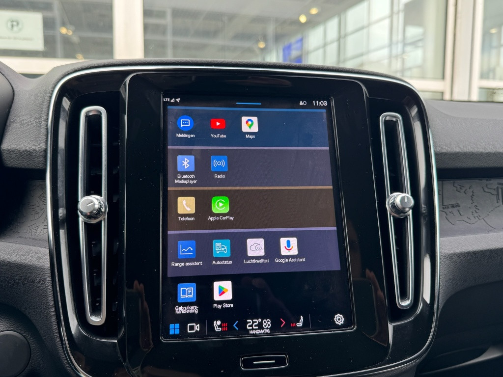 Volvo XC40 recharge plus 70kwh| trekhaak | stuur+stoel.verw| warmtepomp