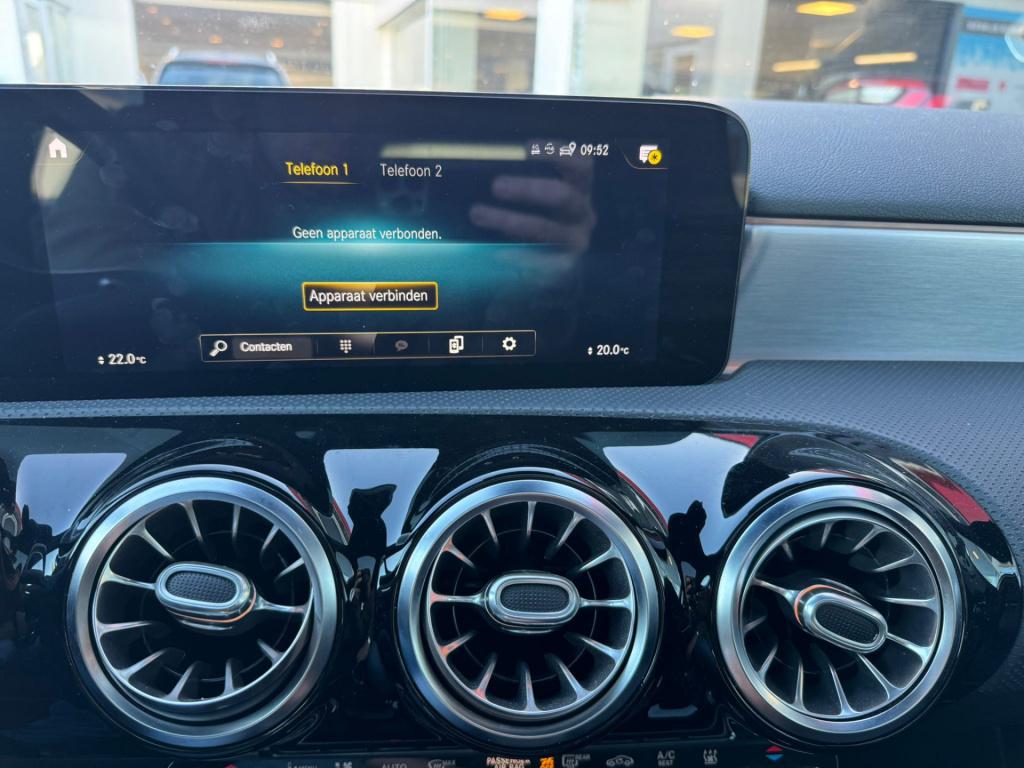 Mercedes-Benz A-Klasse 250 e business solution amg limited