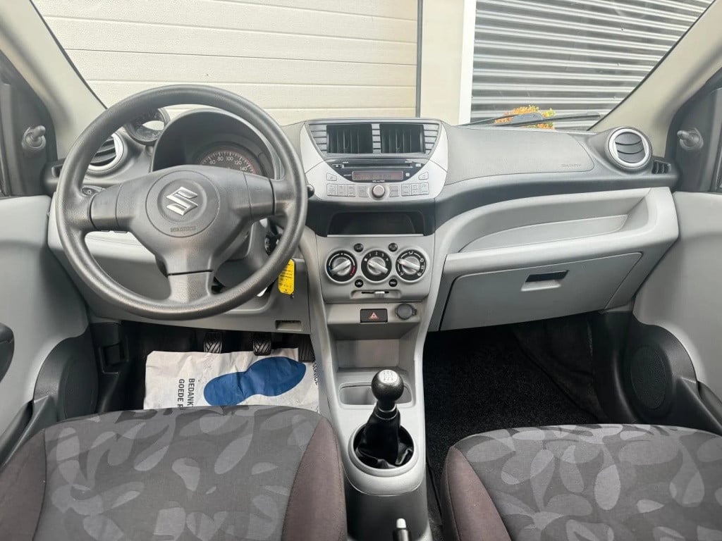 Suzuki Alto 1.0 exclusive