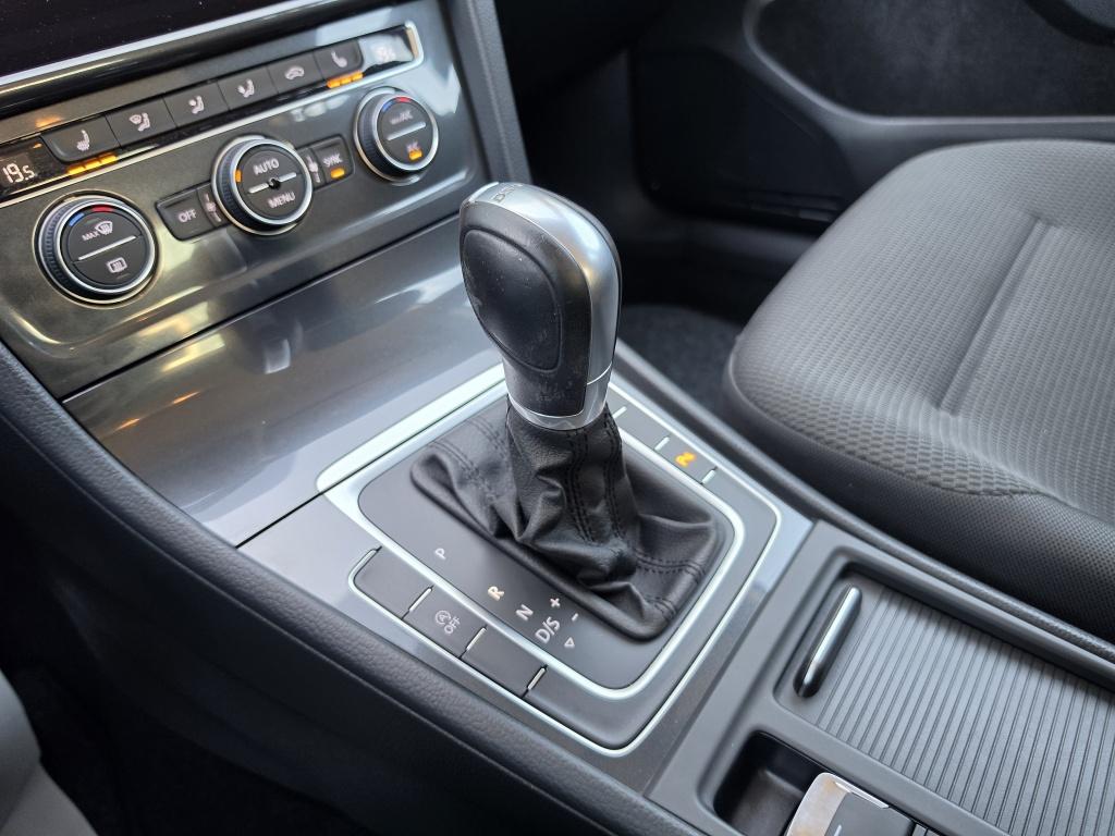 Volkswagen Golf 1.5 tsi 131pk | comfortline business | zeer nette staat