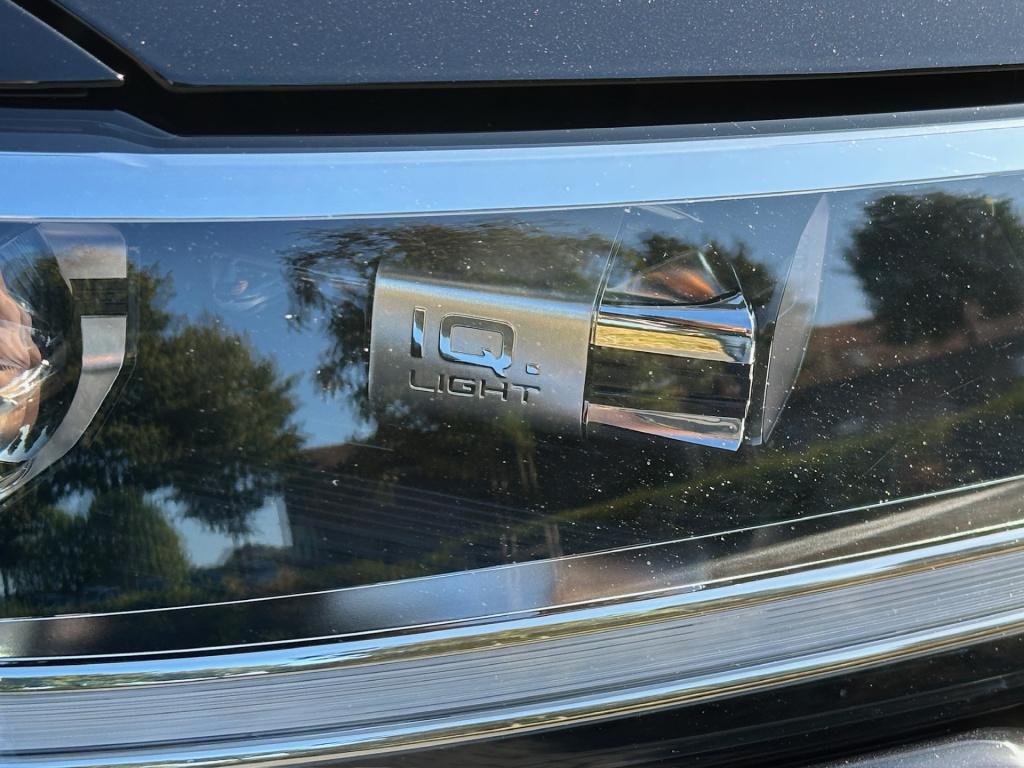 Volkswagen T-roc 1.5 tsi 150pk r-line | black style | keyless | navi | adap