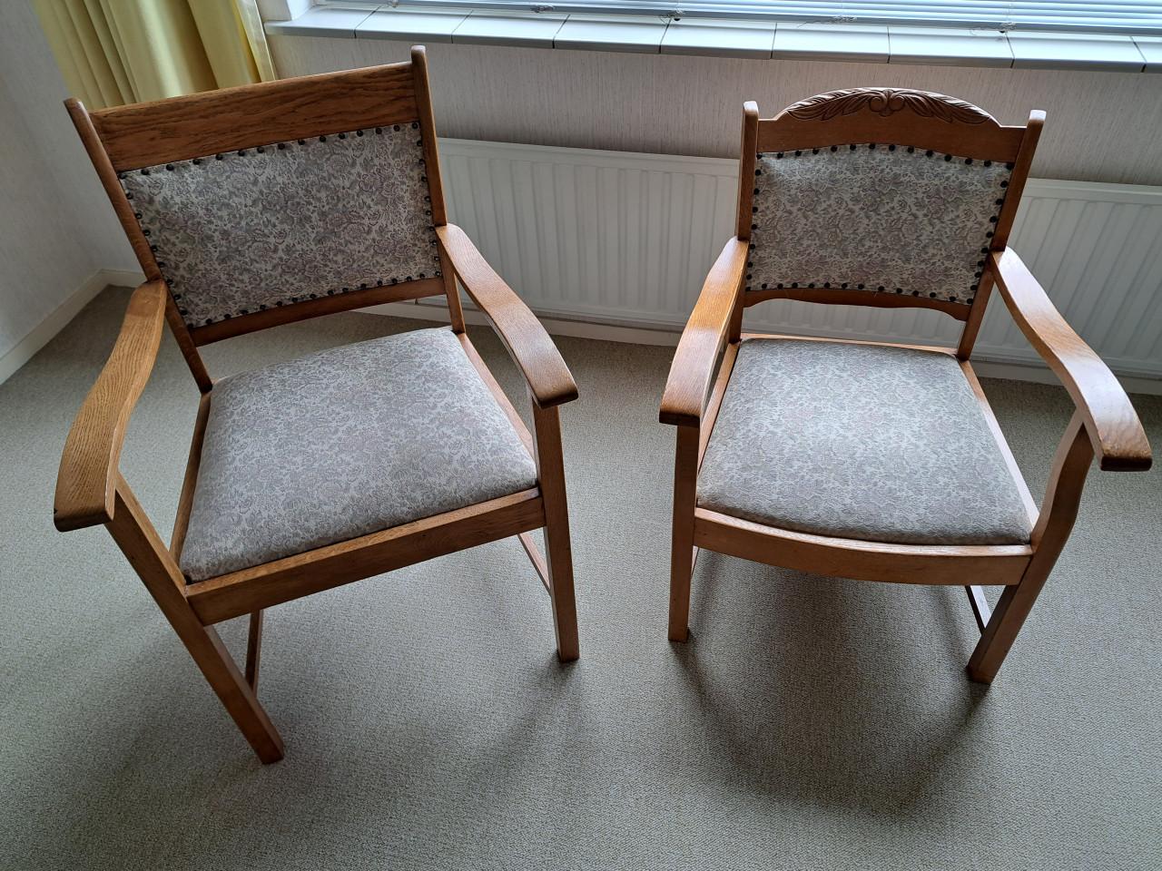 Stoelen oude