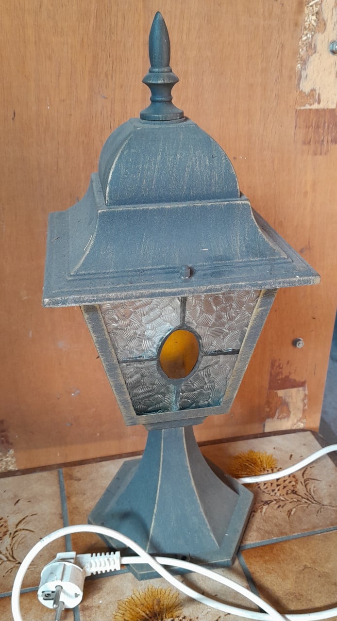 Div tuinspotjes en tuin lantaarns v.a € 1,00 tot € 5,00