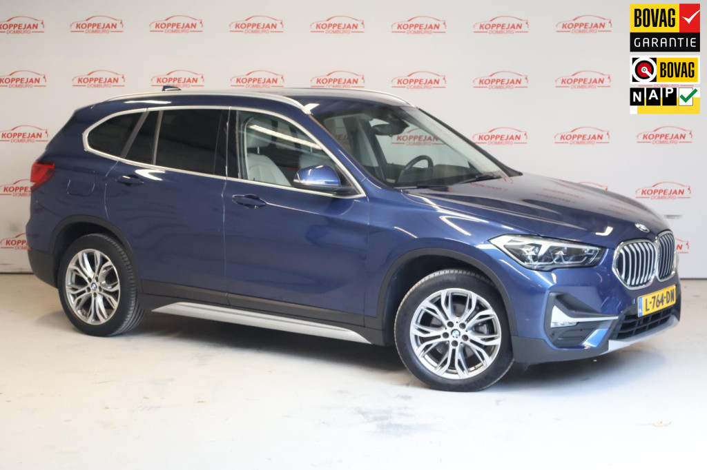 BMW X1 sdrive18i high executive x-line nl auto, leder, hud, led, el koffer