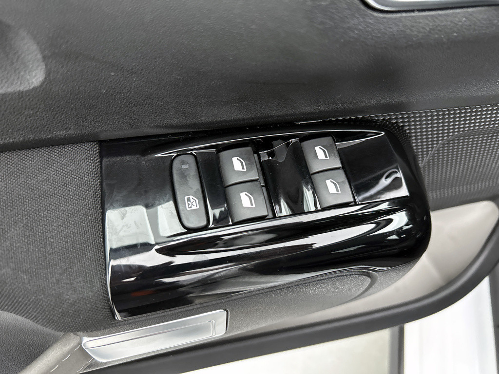 Citroen C3 110pk shine | rijklaar |