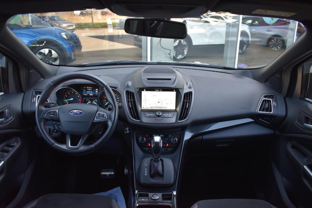 Ford Kuga 1.5 ecoboost st-line | awd | climate control | cruise control | p