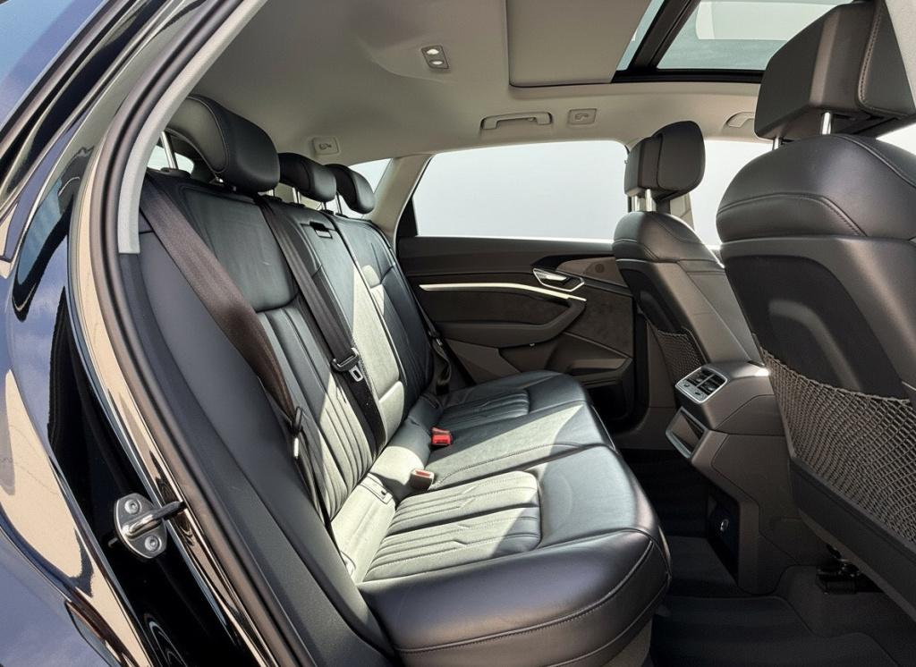Audi E-tron e-tron 50 quattro launch edition vorsprung 71 kwh