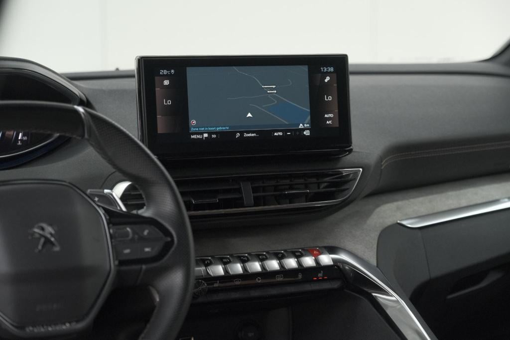 Peugeot 3008 puretech 130 eat8 gt | adaptieve cruise control | elektronisch