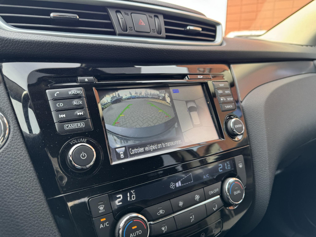 Nissan Qashqai 1.2 n-connecta design pack