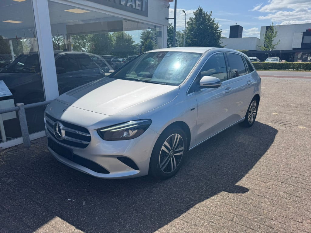 Mercedes-Benz B-Klasse 250 e business solution luxury limited