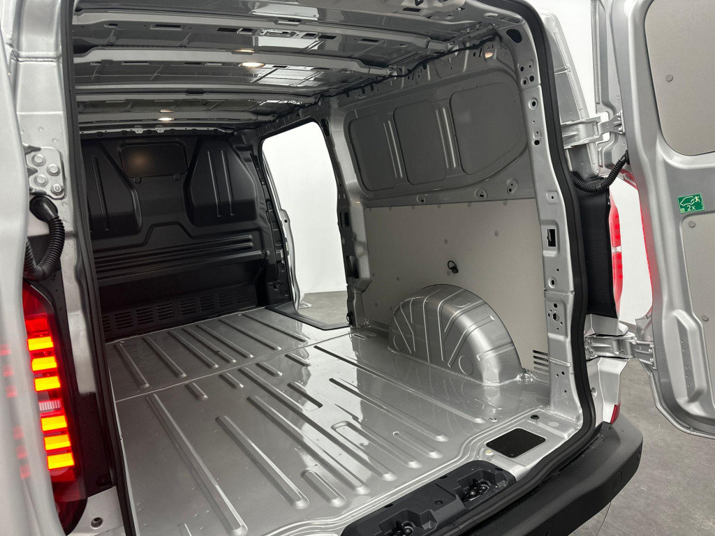 Volkswagen Transporter bedrijfswagens life intro l2 elektromotor 160 kw (21