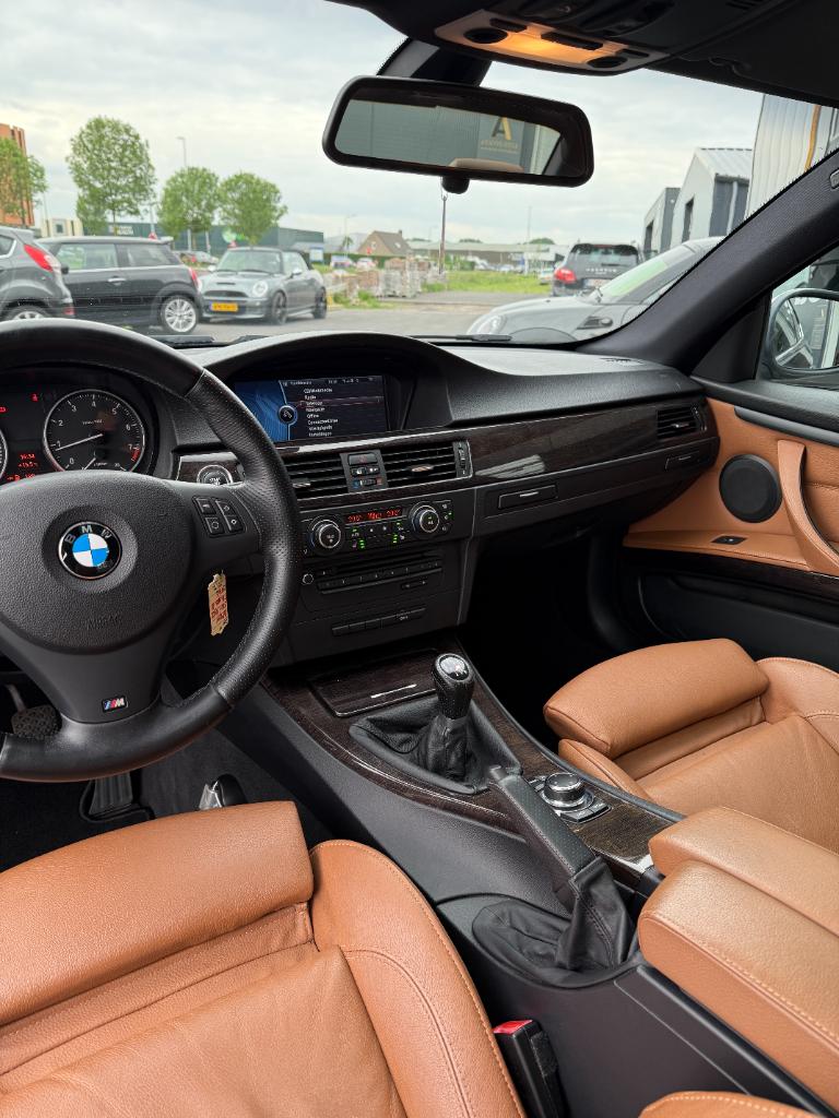 BMW 3-serie e92 320i corporate lease mineralgrey edition