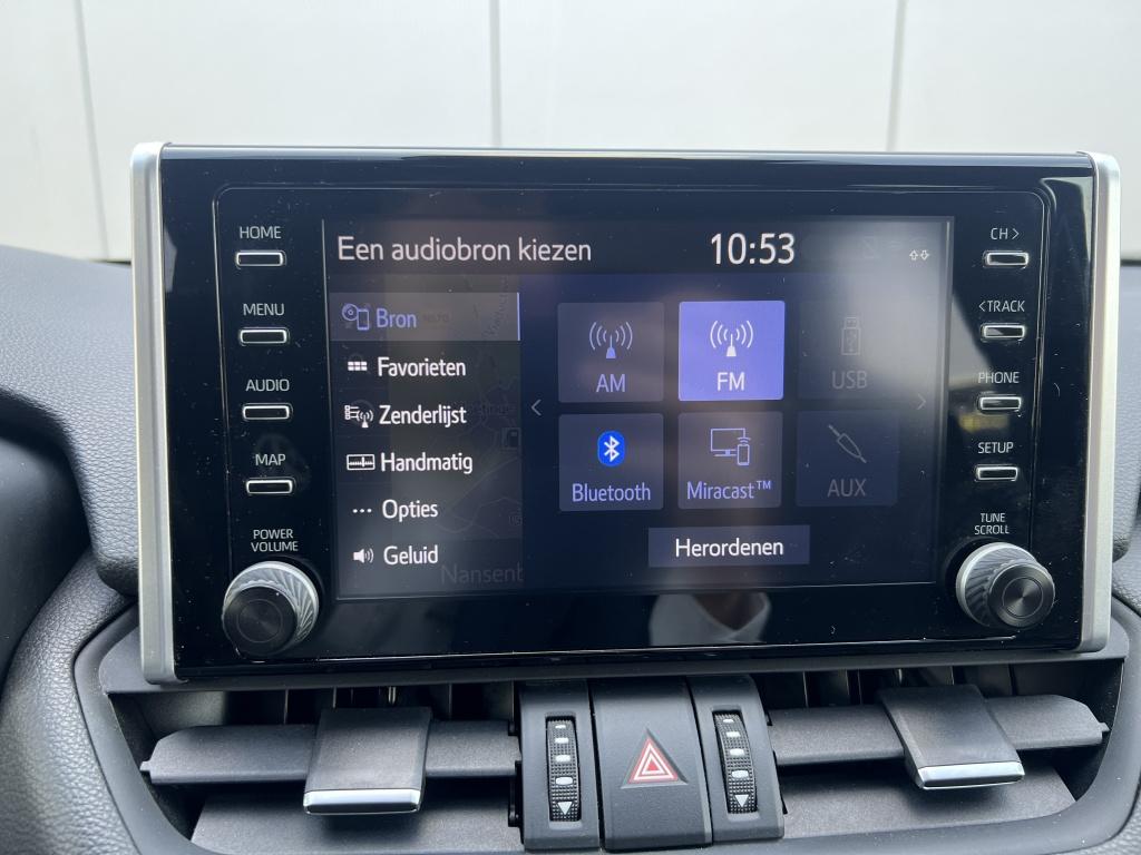 Toyota Rav4 2.5 hybrid awd bi-t. | trekhaak 1650kg | stuurverwarming |