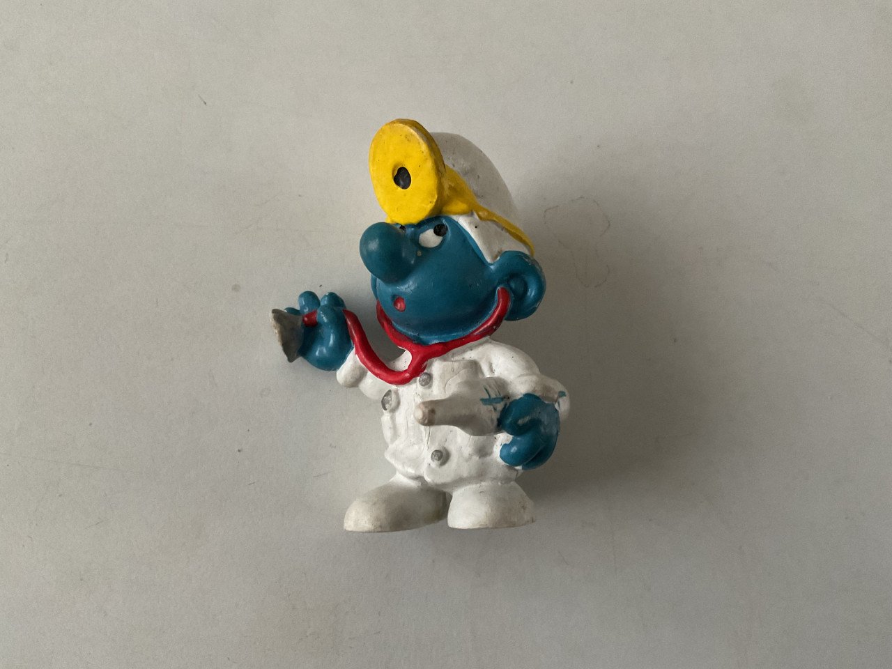 Heel veel verschillende Smurfen.  Materiaal: rubber.  Hoogte: +/- 5 cm.